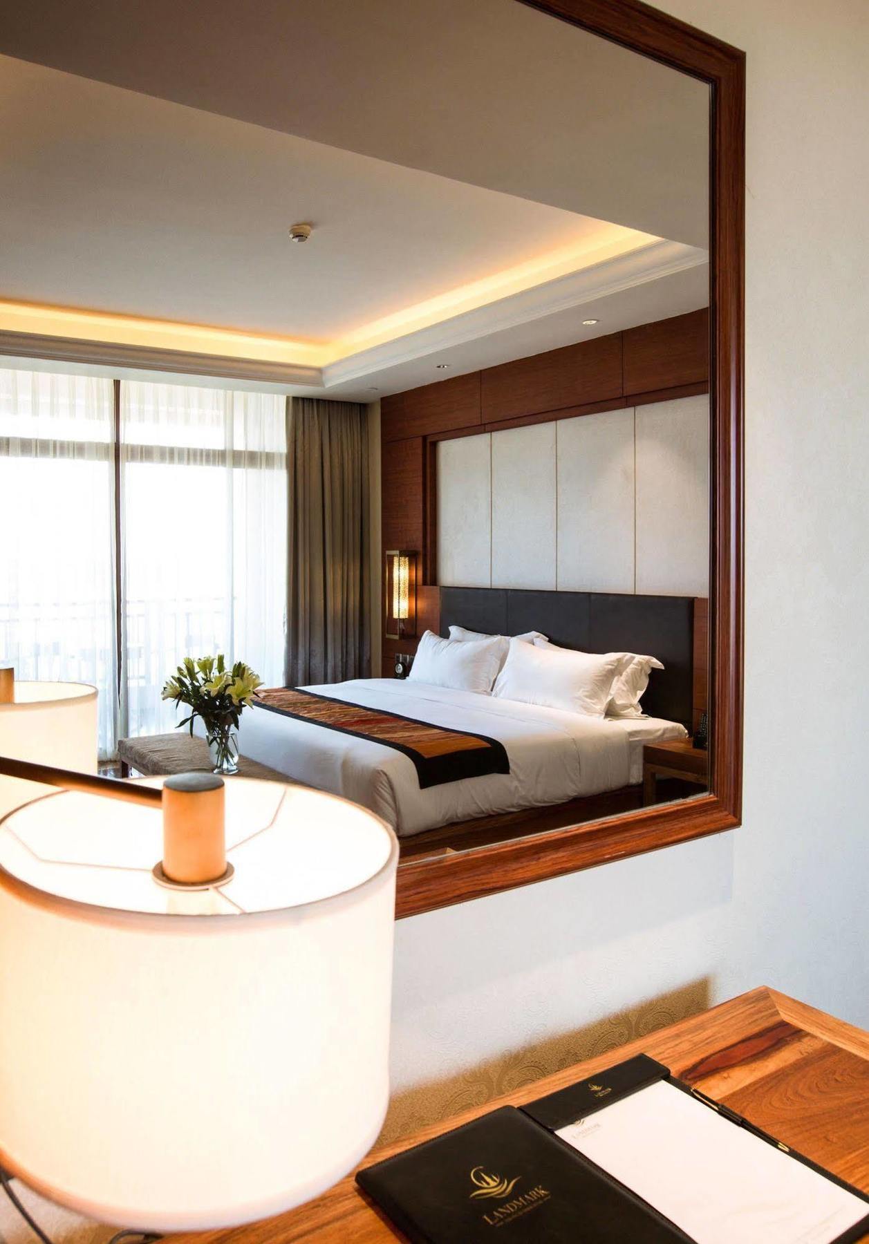 Landmark Mekong Riverside Hotel Vientiane Exteriör bild
